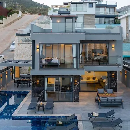 Cihan Kalkan Villa